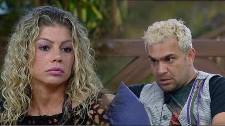 Mesmo após cancelar roça, produção pede que Evandro e Cátia façam as malas em A Fazenda: "É a hora da verdade"
