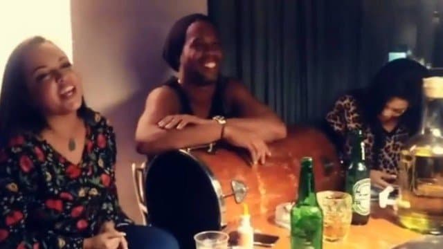 Ronaldinho Gaúcho decreta fim de relacionamento