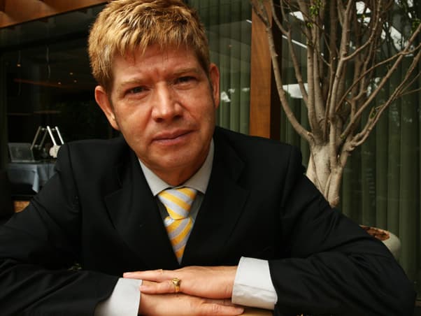 Roberto Leal quebra silêncio e fala sobre dura luta contra o câncer