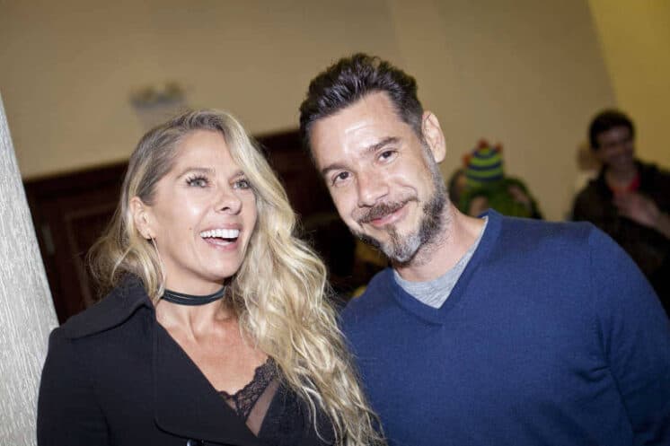 Adriane Galisteu enfrenta impasse com o marido para curtir o carnaval no Brasil