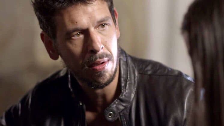 Espelho da Vida: Alain tem acidente grave, fica em coma e Isabel faz nova vítima
