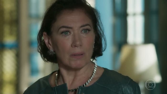 O Sétimo Guardião: Valentina fica em choque com presente de Luz; saiba qual