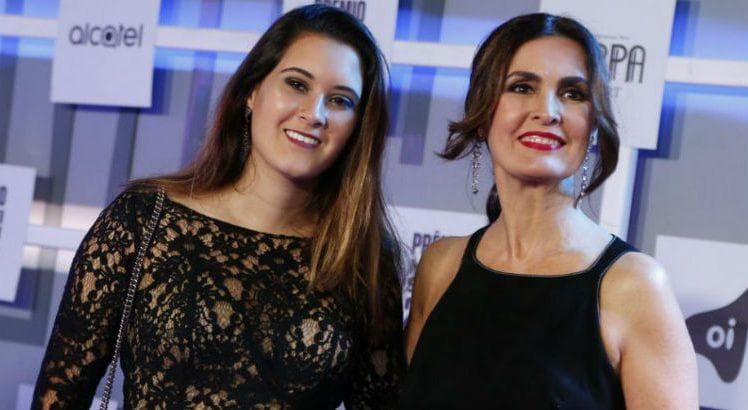 Beatriz Bonemer, Filha de Fátima Bernardes, curte fim de ano e recebe elogios nas redes