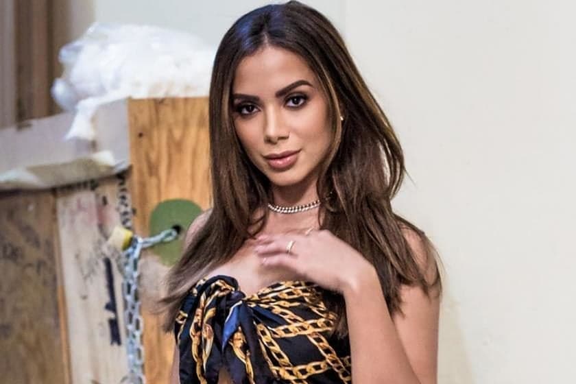 Após ficar com Neymar, lista de famosos que Anitta "pegou" vem à tona e impressiona todo mundo