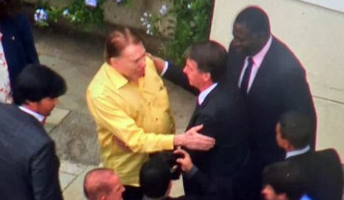 Globo expõe Silvio Santos e divulga novas imagens de Bolsonaro em sua casa