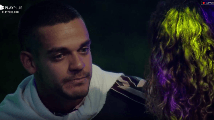 Com medo, Caique Aguiar teme rejeição quando deixar o reality A Fazenda: "Estão pensando que eu fiz mal para Nadja?"