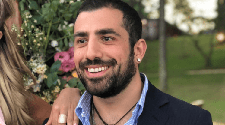 Kaysar começa a gravar novela da Globo e primeira foto é divulgada