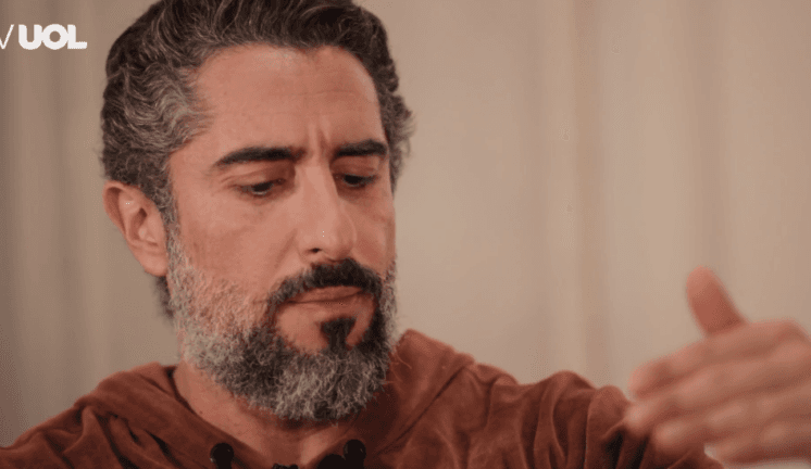 De coração partido, Marcos Mion vai para Londres e não leva filho especial