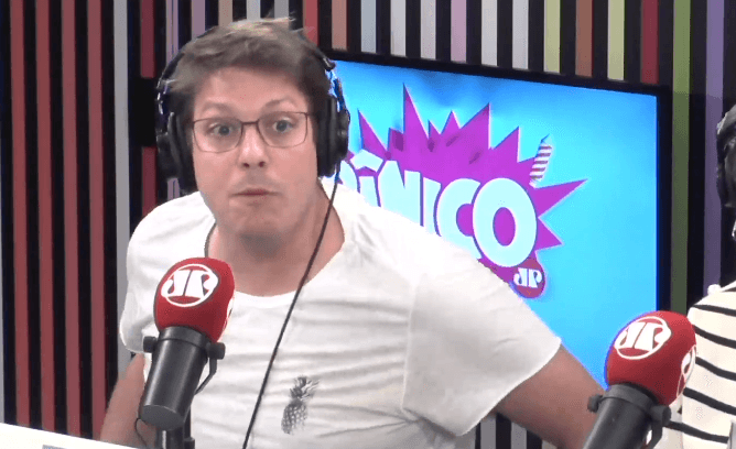Um dia após saída da Record, Fábio Porchat revela ida para a Globo