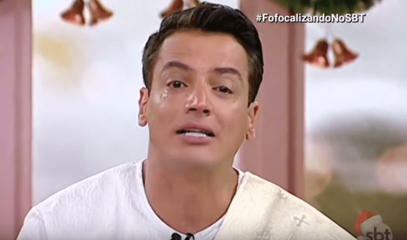 Leo Dias desabafa sobre vício, vai aos prantos e recebe apoio dos fãs