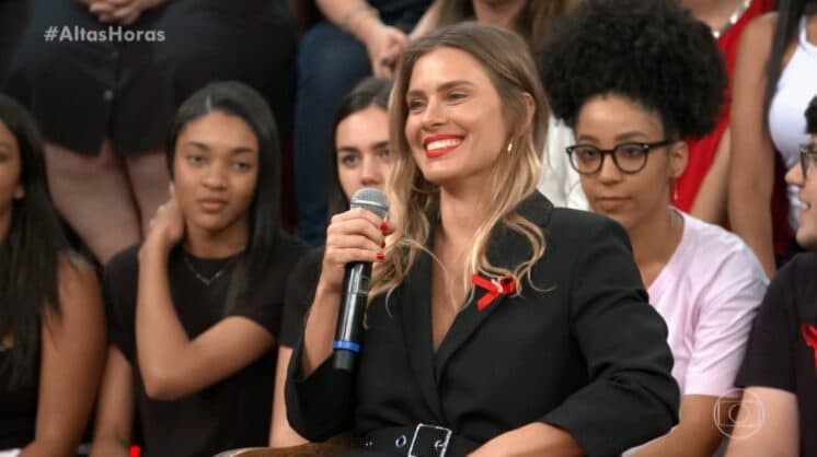 Carolina Dieckmann abre o jogo e dá detalhes de momento marcante na carreira: "Estado de choque"
