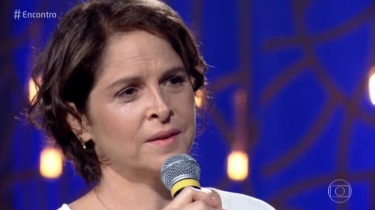 Drica Moraes vive momentos de pânico em gravação de série na Globo