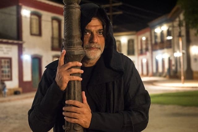 Globo se desespera e tenta salvar O Sétimo Guardião após auge da novela fracassar