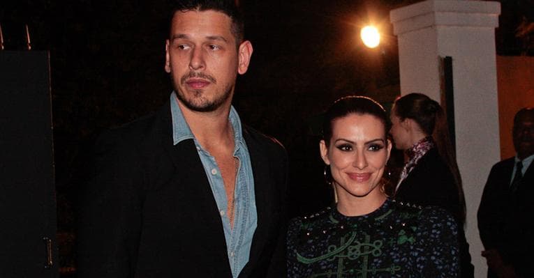 Cleo Pires surge com rosto desconfigurado, é atacada e recebe apoio de João Vicente de Castro