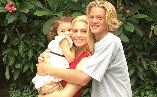 Marcello Novaes posta foto da ex-mulher Leticia Spiller: 'Família'