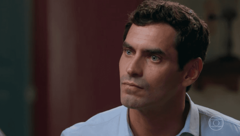 Nikolas Antunes como Marcelo em Espelho da Vida (Foto: Reprodução/ Globo)