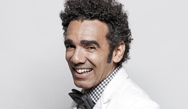 Wilson Simoninha está namorando com famosa apresentadora