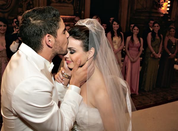 Alexandre Pato e a atriz da Globo Sthefany Brito Foto: Reprodução