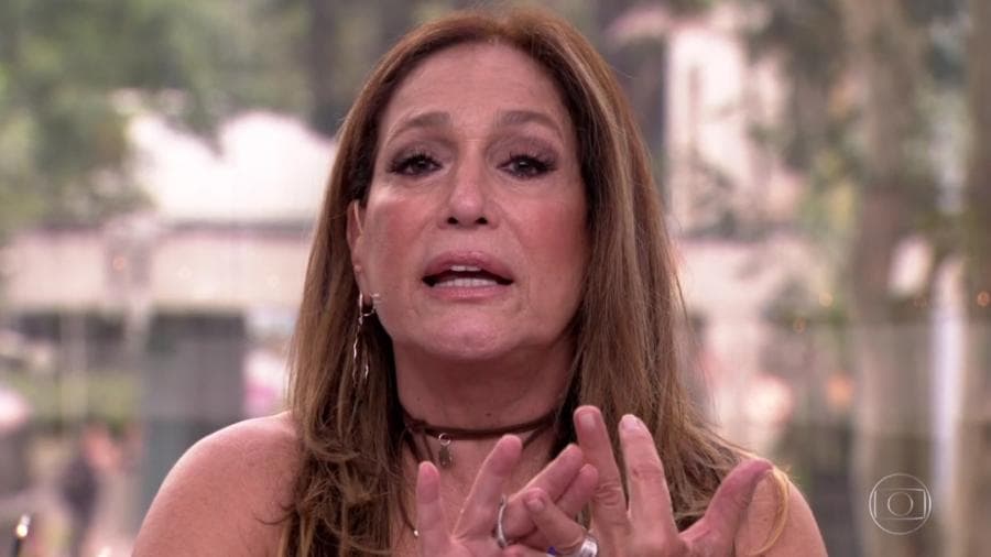 Susana Vieira deixa Joaquim Lopes em saia justa e alfineta Sophia Abrahão