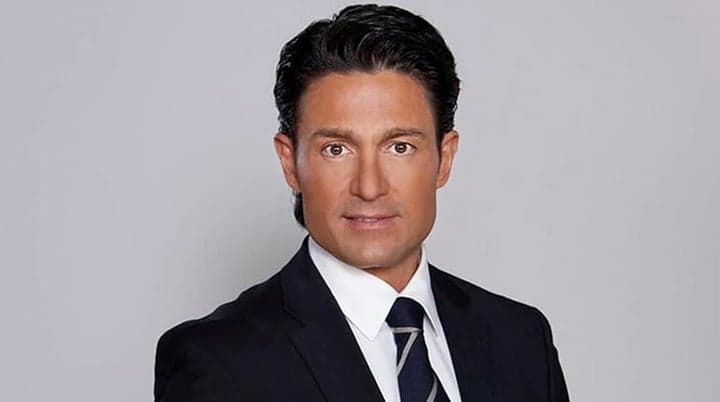 Galã mexicano, Fernando Colunga aparece diferente e gera especulações sobre cirurgia plástica; veja