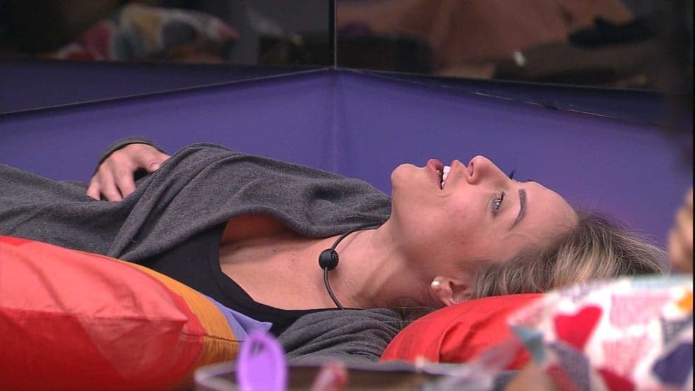 BBB19: "É muito difícil achar um loirinho bonito", diz Paula sobre Diego e Alan