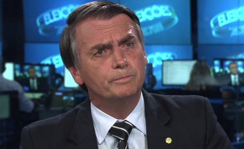 Jair Bolsonaro intervém e faz programa de televisão ser suspenso no Brasil