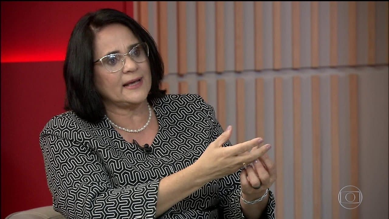 A ministra Damares Alves foi tema de reportagem do Fantástico (Foto: Reprodução) A ministra Damares Alves foi tema de reportagem do Fantástico (Foto: Reprodução)