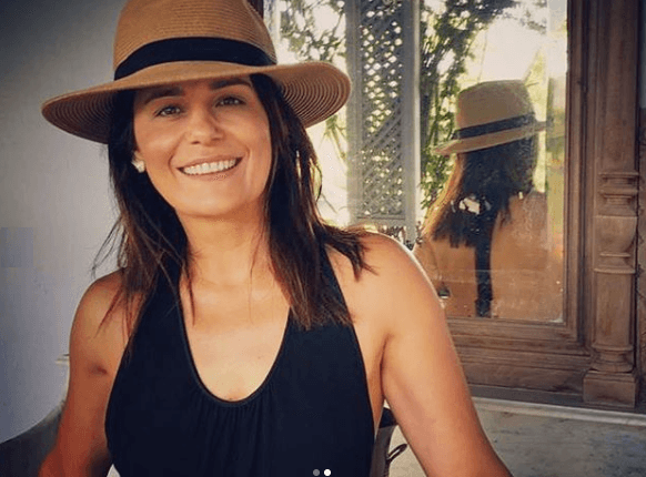 Jornalista da Record, Adriana Araújo mostra foto de 20 anos atrás e deixa seguidores chocados