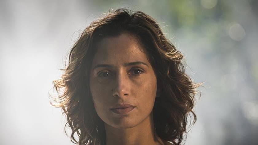 Camila Pitanga cobra explicações de Bolsonaro e dá o que falar