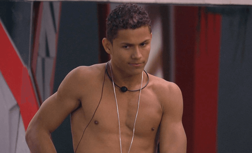 Danrley fala sobre os telespectadores do BBB19 e dispara: "O pessoal lá fora não perdoa''