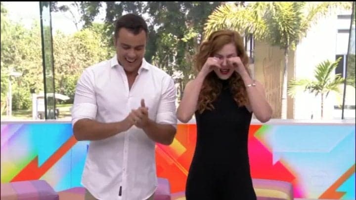 No último Vídeo Show da história, Sophia Abrahão desaba no choro e solta o verbo