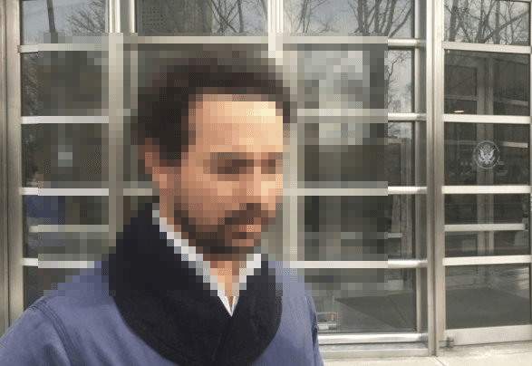 Famoso cantor é preso por acusação de assédio sexual