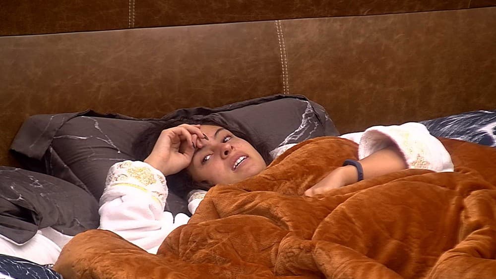 No BBB19, Hana se desespera sobre possível de saída de Rodrigo: "Não sei o que eu faço"