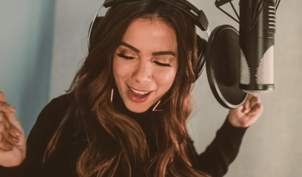 Anitta (Foto: Reprodução) Anitta (Foto: Reprodução)