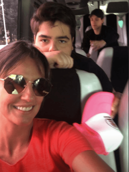 Luciana Cardoso e o filho mais velho de Faustão, João Guilherme (Foto: Reprodução/ Instagram)