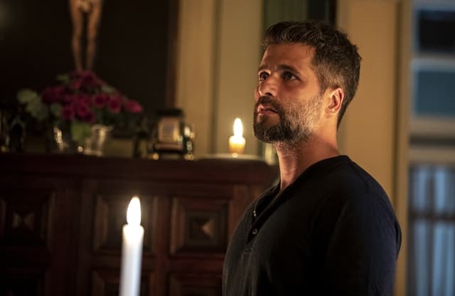 O Sétimo Guardião: Gabriel descobre que é o novo guardião e é surpreendido por Valentina; veja fotos