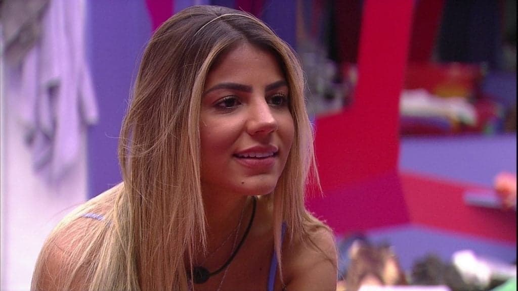 BBB19: Hariany revela que foi cantada por famoso casado e nome de cantor sertanejo é especulado