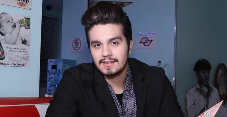 Lua Santana resolve adotar novo estilo de vida e segue firme com a decisão