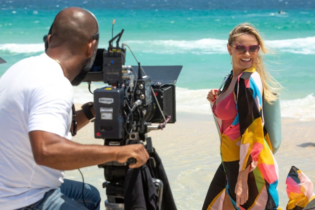 "Vai entrar como um furacão", revela Ellen Rocche sobre personagem em Malhação