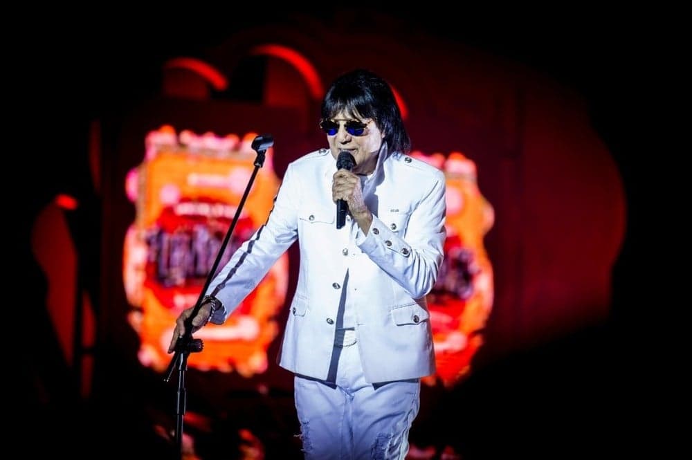 http://tvfoco.uai.com.br/wp-content/uploads/2015/05/Daniela-Mercury.jpg
