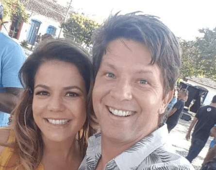 Ex-mulher de Mario Frias, Nivea Stelmann comenta reencontro após 13 anos em Verão 90