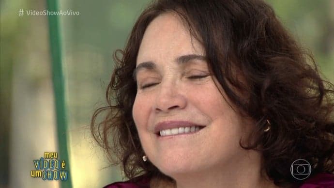 Sem papas na língua, Regina Duarte reclama que não foi chamada para o Vídeo Show
