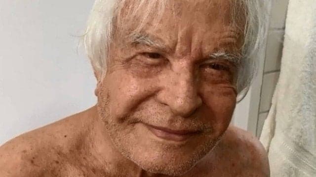 Cid Moreira, aos 91 anos, fala sobre dramas enfrentados por causa da idade e desabafa: "Não desisti de trabalhar"