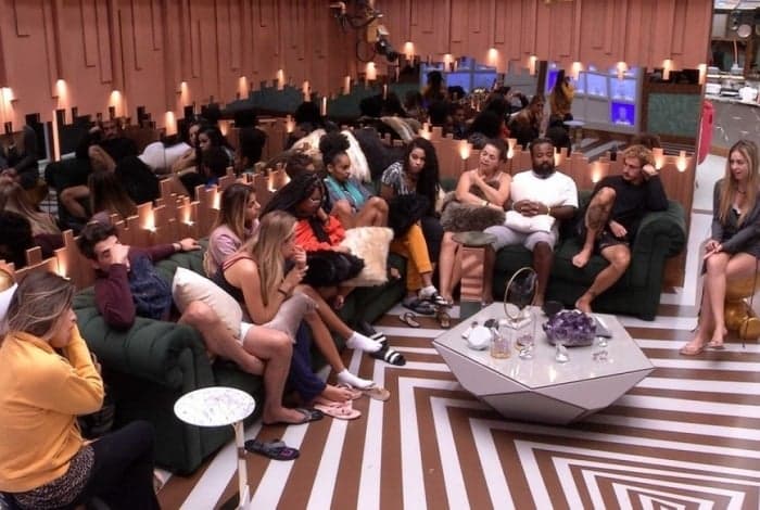 Com baixa audiência, BBB19 pode ganhar novo participante para movimentar o reality
