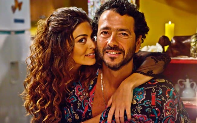 Juliana Paes e Marcos Palmeiras se encontram no Rio Grande do Sul; confira imagem