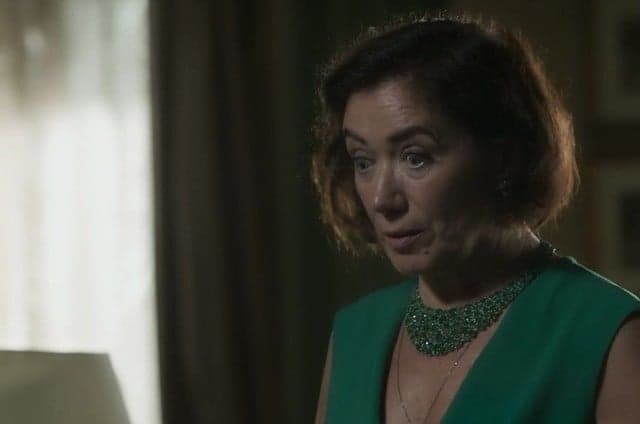O Sétimo Guardião: Valentina se revolta e detona Luz: 'Vai à merda! Lagartixa ruiva'