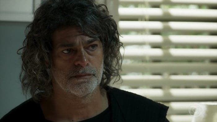 O Sétimo Guardião: Murilo descobre que pode ser pai de Luz