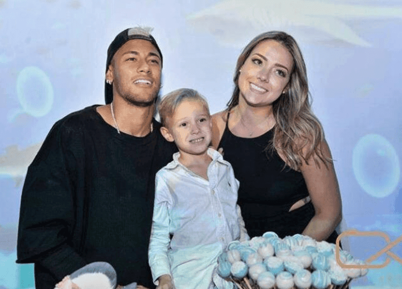 Grávida e de casamento marcado, Carol Dantas é questionada sobre Neymar; confira