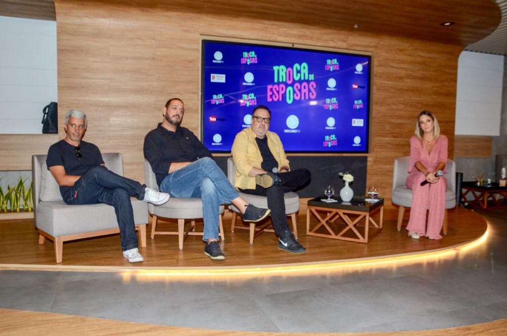 Ticiane Pinheiro conversou com a imprensa sobre o lançamento do Troca de Esposas na Record (Foto AgNews) Ticiane Pinheiro conversou com a imprensa sobre o lançamento do Troca de Esposas na Record (Foto AgNews)