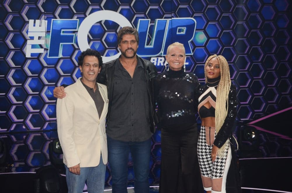 Xuxa e os jurados do The Four na Record (Fotos : Eduardo Martins / AGNEWS) Xuxa e os jurados do The Four na Record (Fotos : Eduardo Martins / AGNEWS)